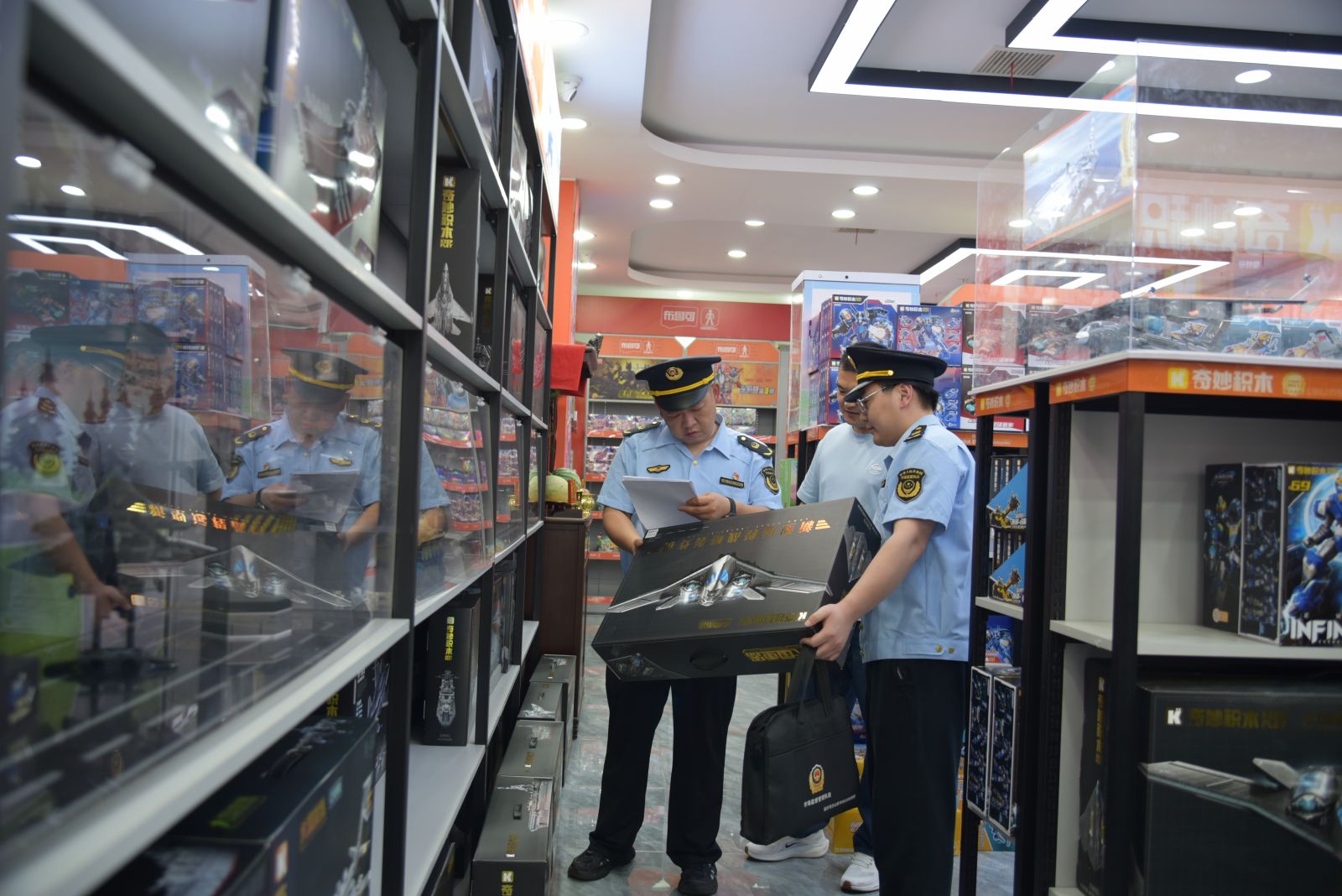 临沂市市场监管局全力开展节日期间价格监管工作