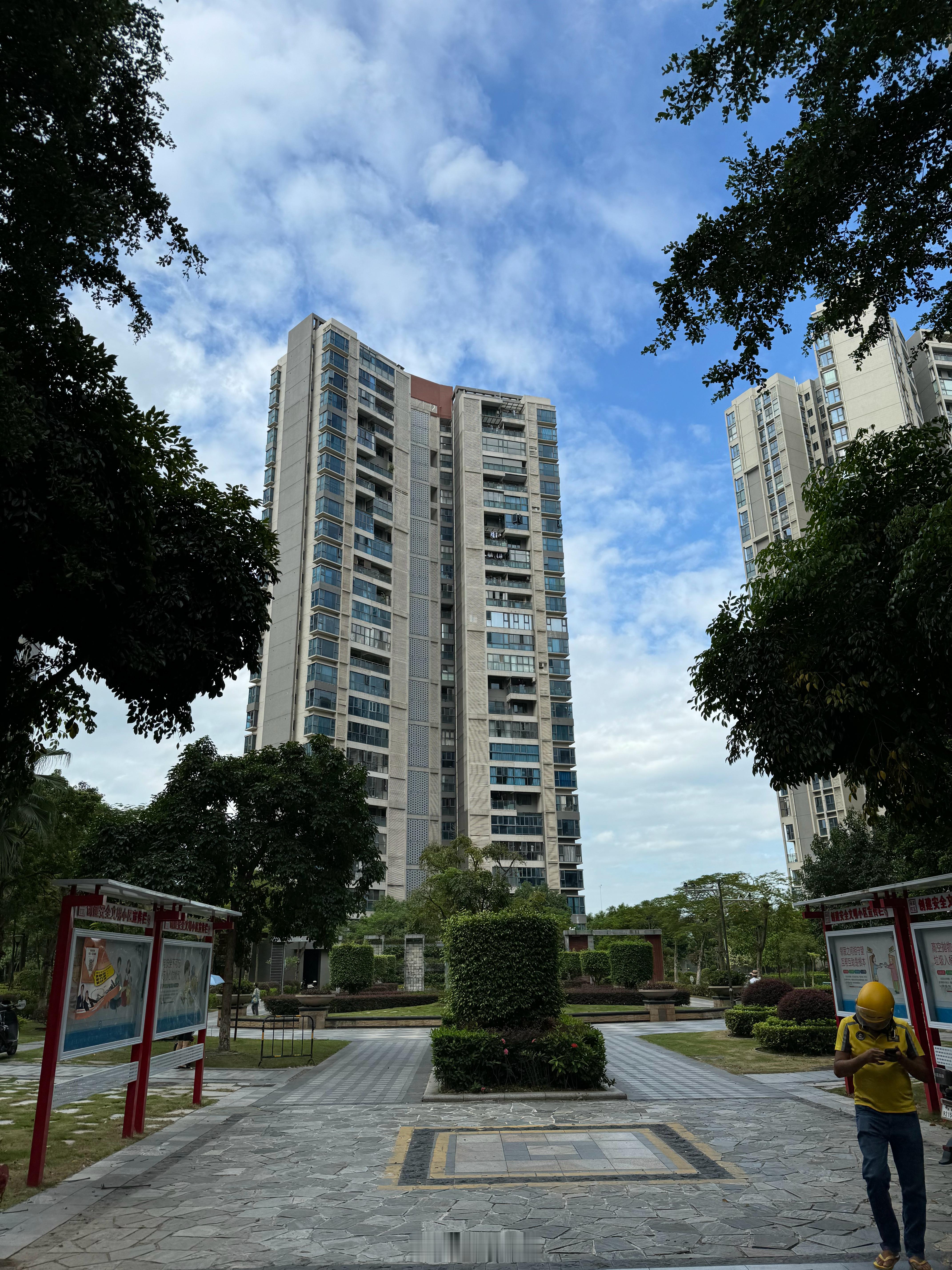 深圳暴风雨来临前的宁静  ​​​