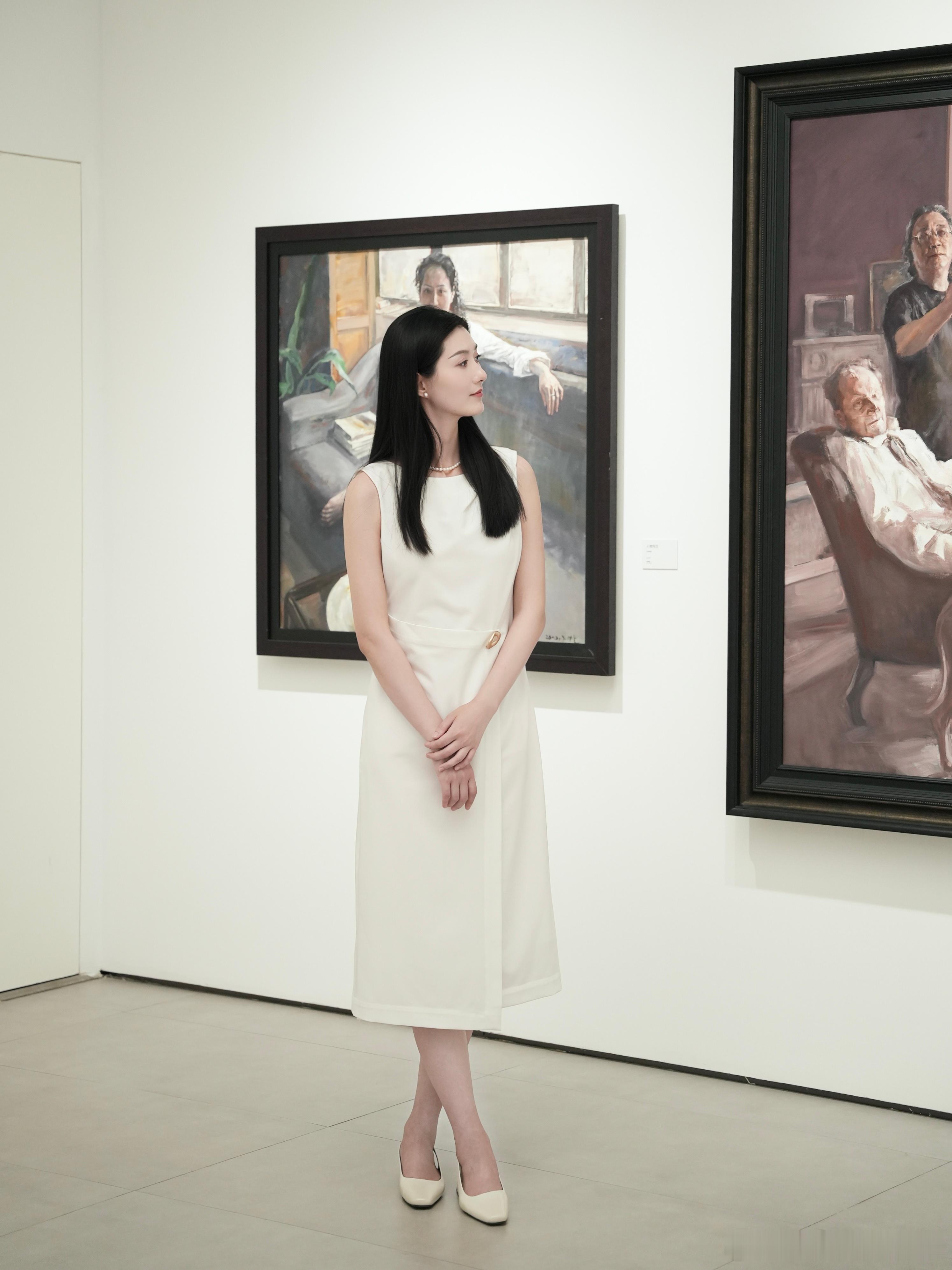 《致敬逸飞》画展｜一场跨越时空的艺术对话上海金臣亦飞鸣美术馆正在举办的《致敬逸飞