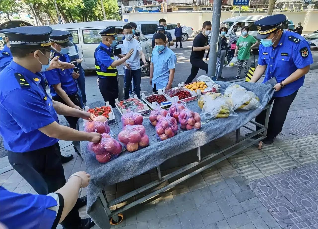 喜讯传来，国务院正式介入！正紧盯罚没收入的非正常激增态势。

所谓罚没收入，乃是