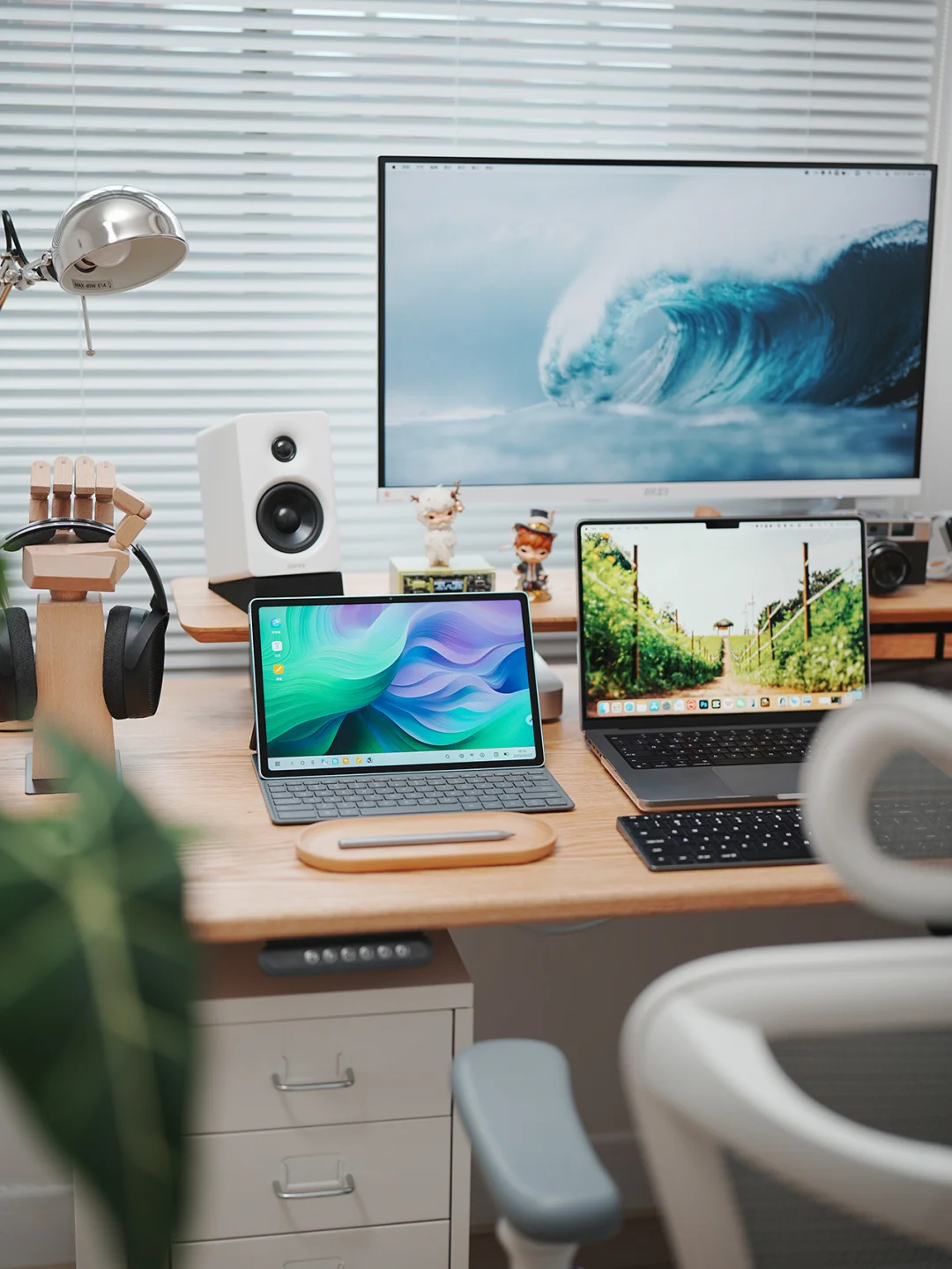 被全家抢着用的平板！联想小新12.1不是盖的