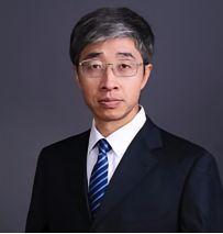 没想到一夜之间火了！北师大副教授陈志新，因为自己的课没有被教务处排上，但又不想浪