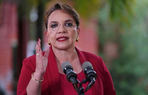 洪都拉斯想用“断交”制裁中国？很多人以为这是为了那点可怜的虾出口，错了！真相是，