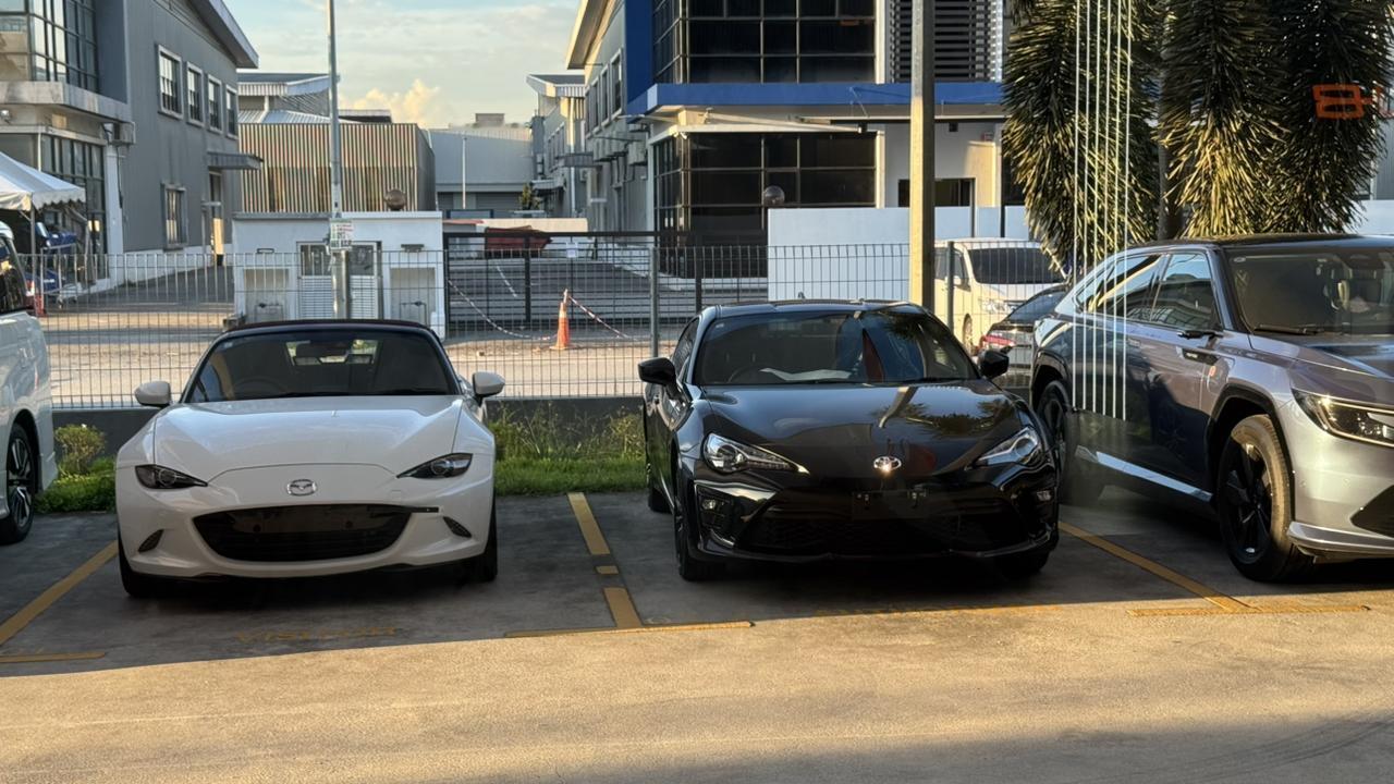 如果以后丰田86跟马自达MX-5共生
斯巴鲁BRZ维持现有尺寸做优化
那么丰田8