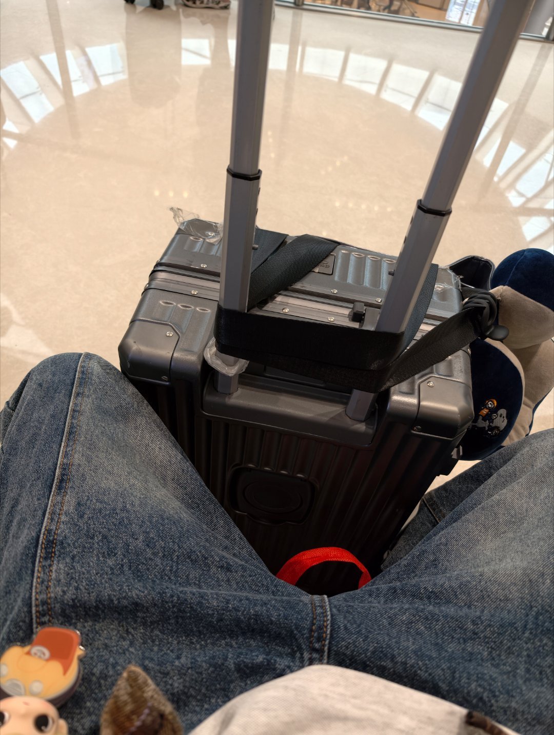 很好的人都是淡淡的大年初一新年快乐呀！ 收拾东西准备去呀香港坐飞机咯～马年第一游