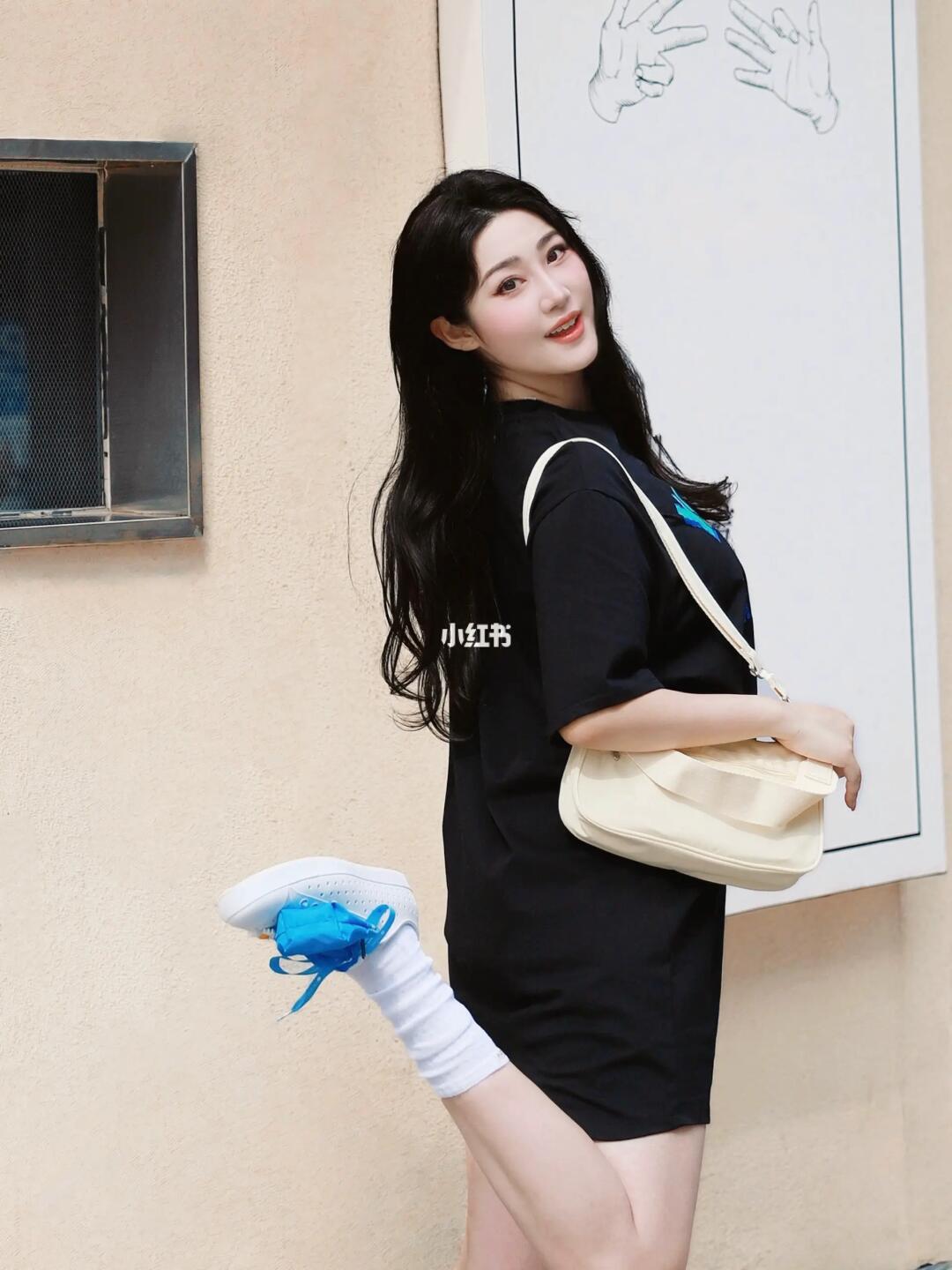 简单耐看🖤夏日黑T