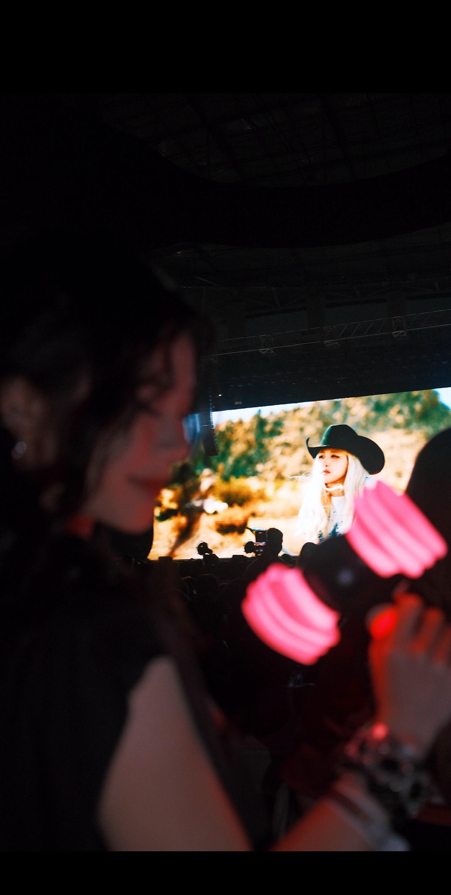 ฅ(៸៸᳐⁃⩊⁃៸៸᳐)ฅ见到四闺女幸福。我也有blackpink演唱...