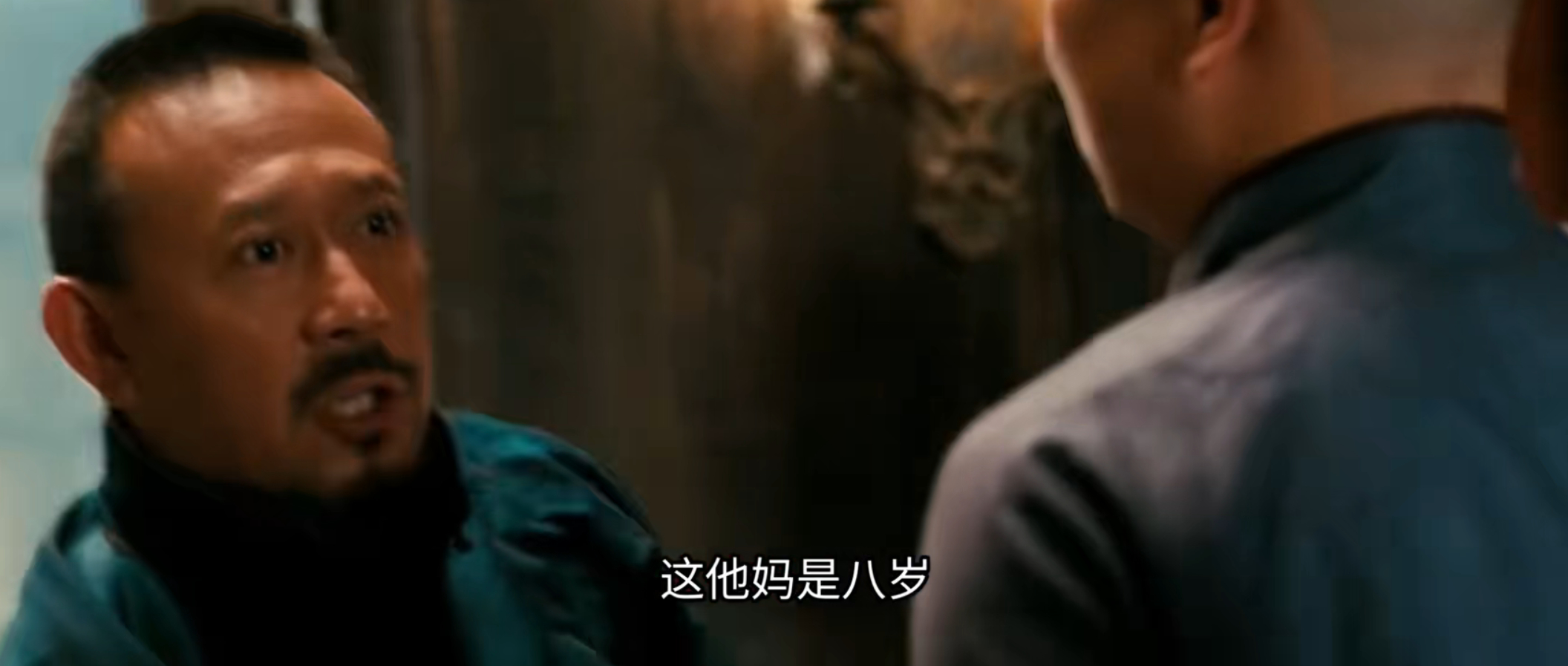 现在的小学生已经是庞然大物了肉蛋奶营养充足，那可不就蹭蹭的往上窜 