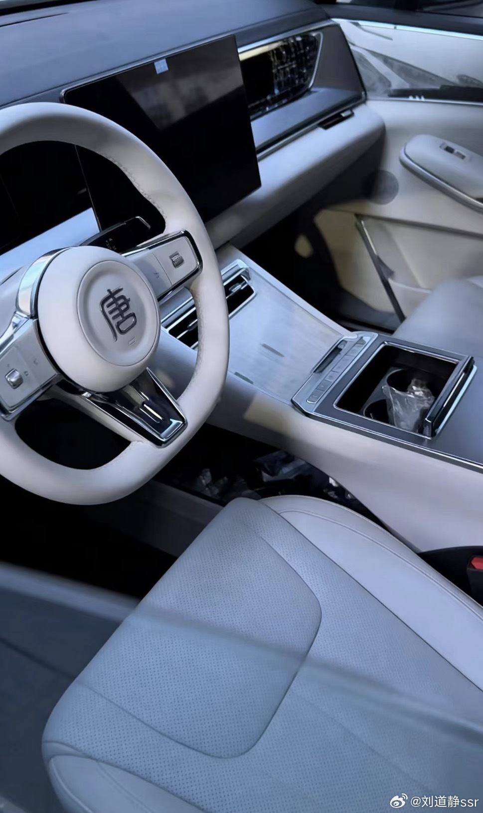 比亚迪大唐内饰，大家先看～ 