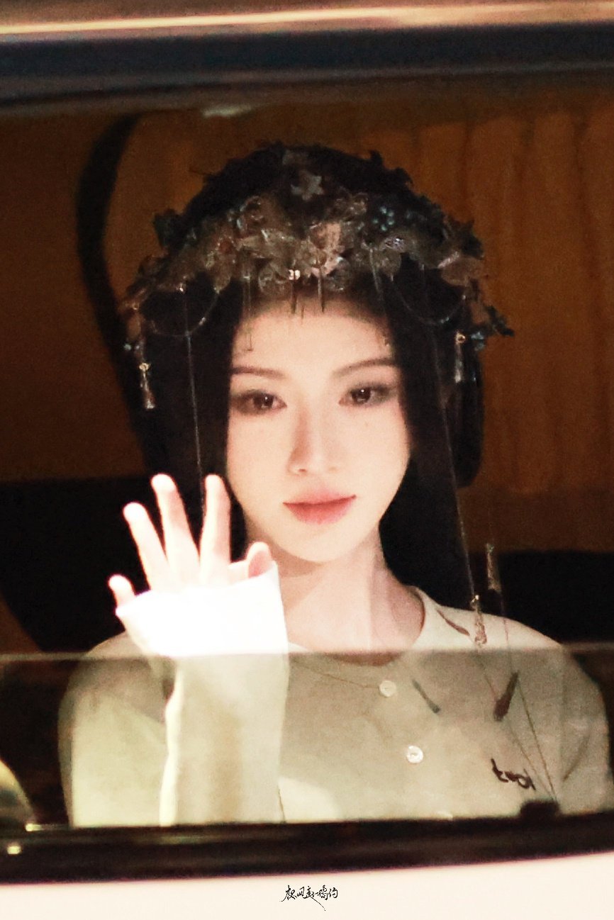 jjy鞠婧祎阿黛jjy鞠婧祎来战爱你这个词很暧昧可不可以只给我说߹ᯅ߹