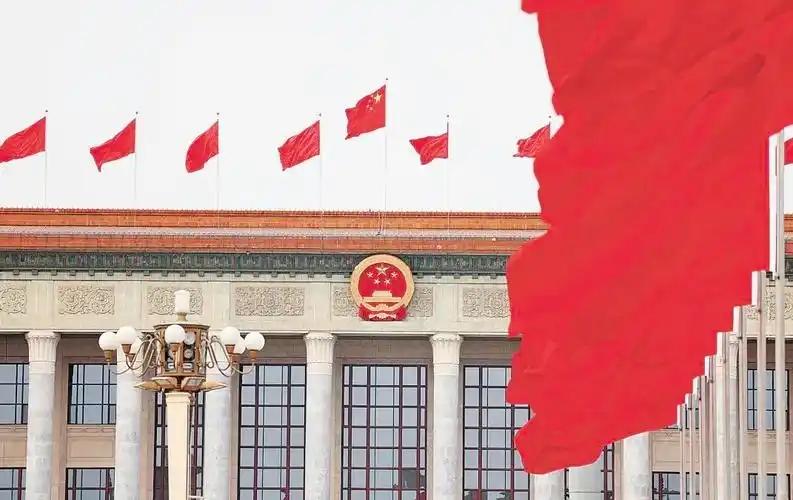 外网有人问：近代中国打不赢任何国家，为何新中国成立后却从未输过？
 
1950年
