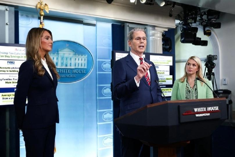 美国财长贝森特表示，美国正准备加强对伊朗的经济制裁力度，形容相关措施将构成「相当