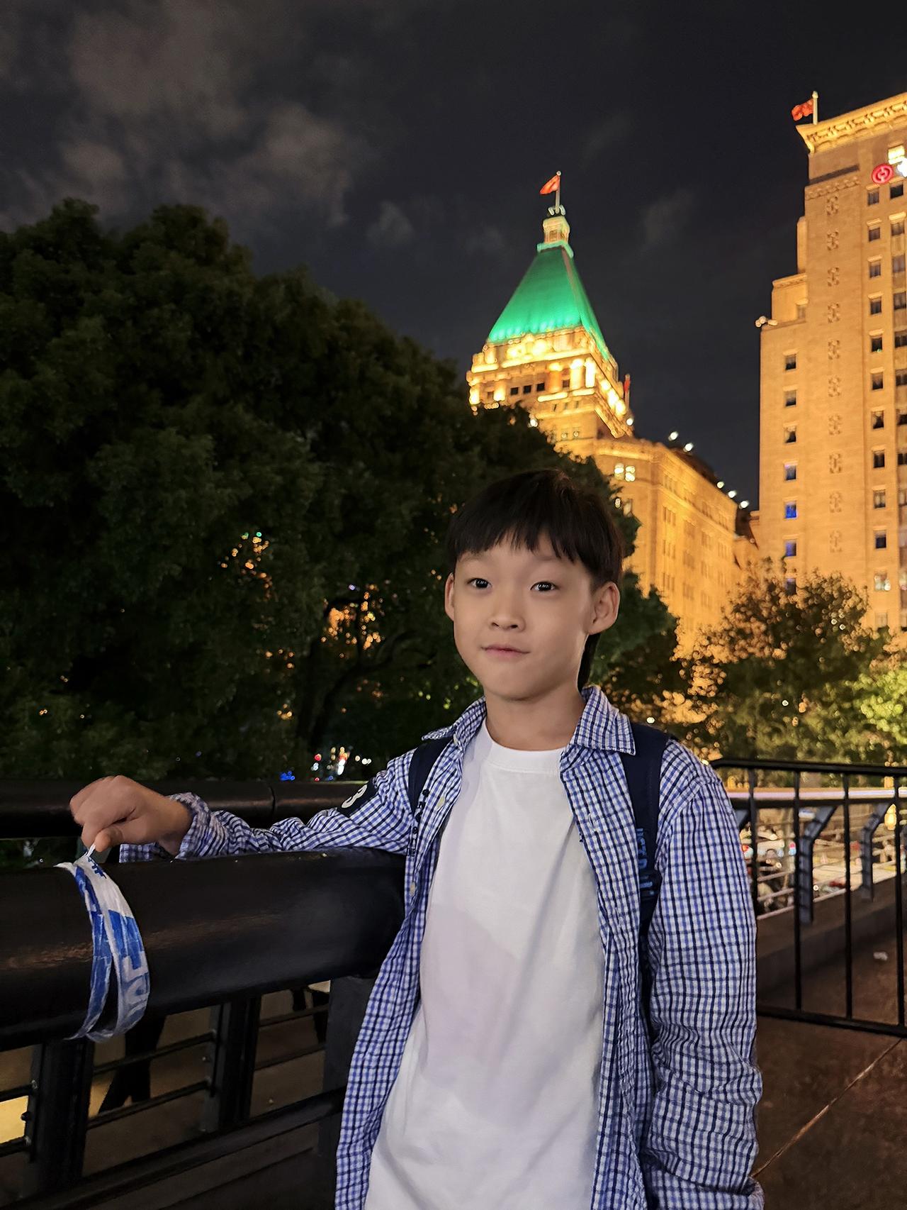 幸福和快乐是结局氛围感拉满的夜景