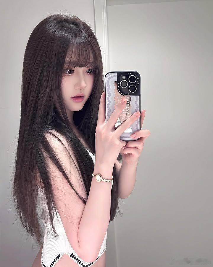 如何穿搭会具有少女软妹感 ​​​