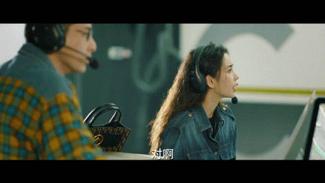 #Angelababy羊毛卷造型##暮色心约Angelababy又美又飒# 暮色