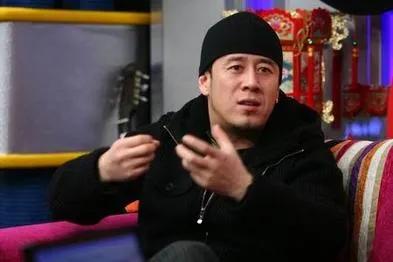 杨坤哪来的勇气去澳门开演唱会

笔者从媒体上获悉歌手杨坤即将开启澳门个人演唱会之