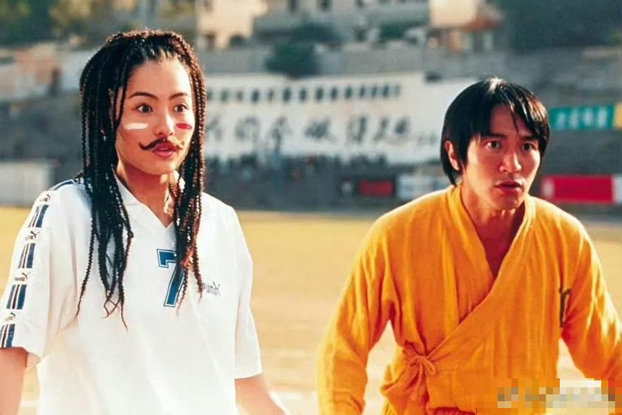 他守护张柏芝27年，64岁单身无子女，原来这才是她背后的男人!
 娱乐圈里的交情