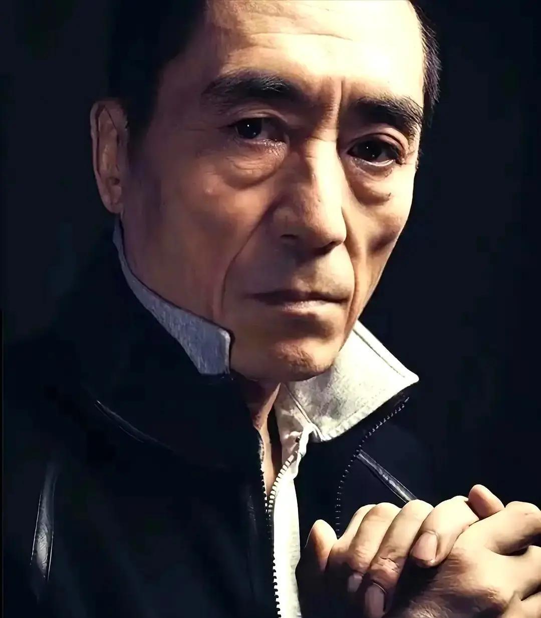 抵押1.2亿别墅拍电影！
 
74岁的张艺谋把北京朝阳区的独栋别墅押给银行，只为