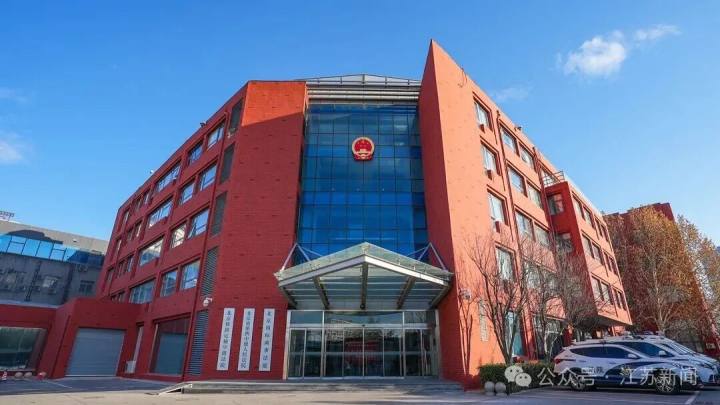 员工离职后删除公司账号800多条视频，被起诉索赔：公司曾投入几十万元用于账号推广，如今粉丝量由126