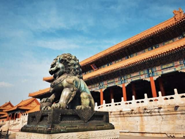 别再只知道卫青霍去病了！真正可怕的汉武帝刘彻，到底有多狠？