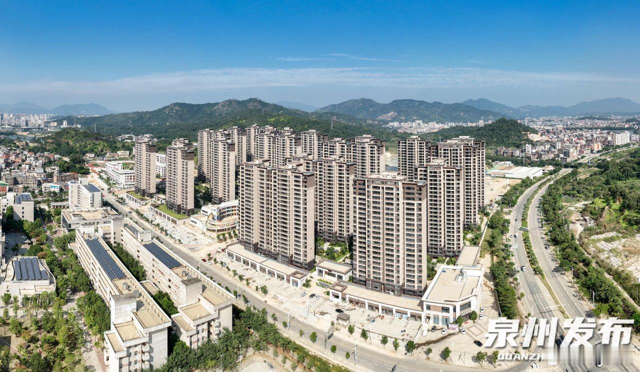 1883套！#泉州首个大型人才社区预计年前交付#作为全市首个大型人才社区，以及南