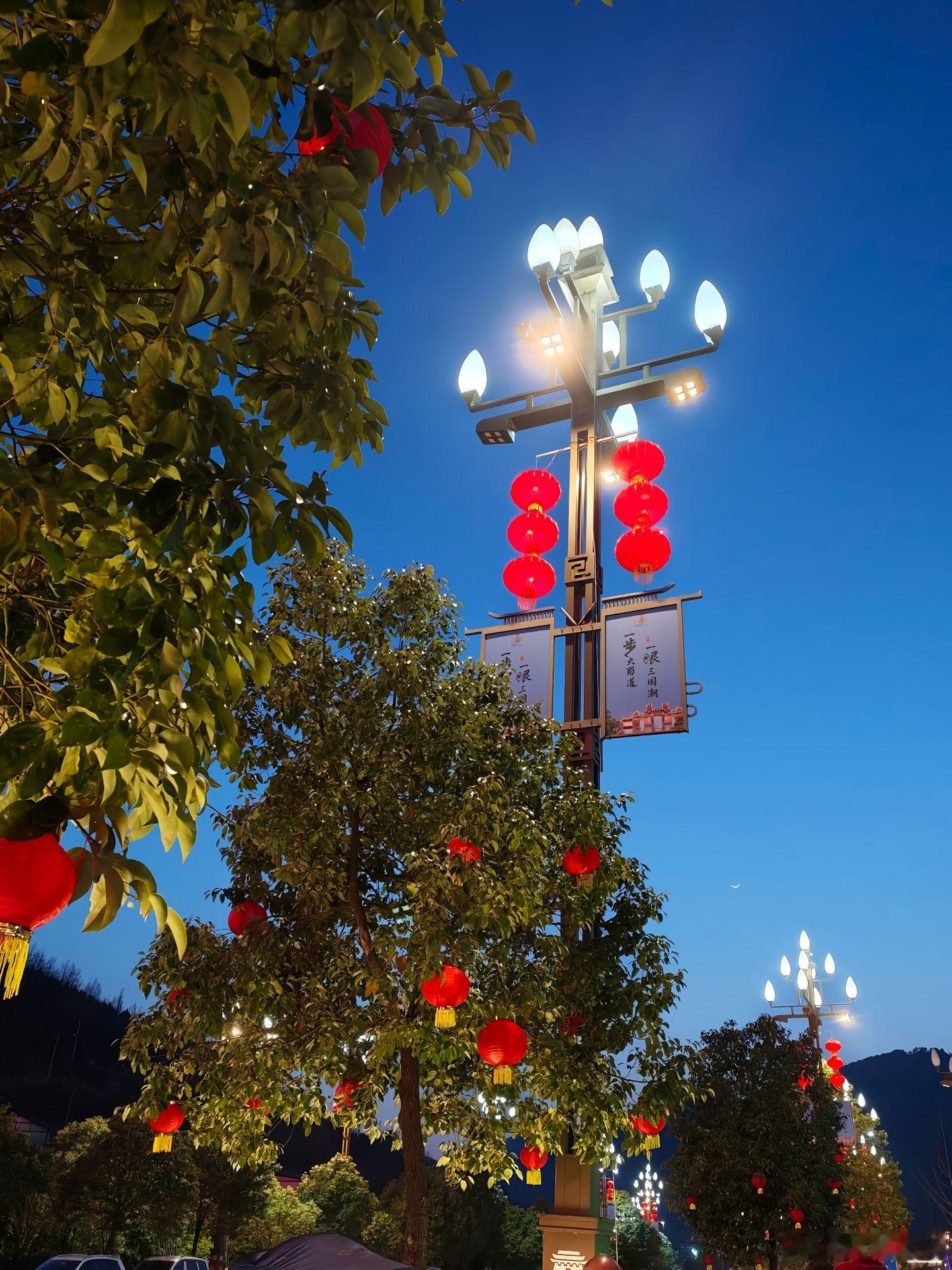 随手拍任何关系，问心无愧就好了，时间证明不了什么，任何人在任何时候，分道扬镳都是