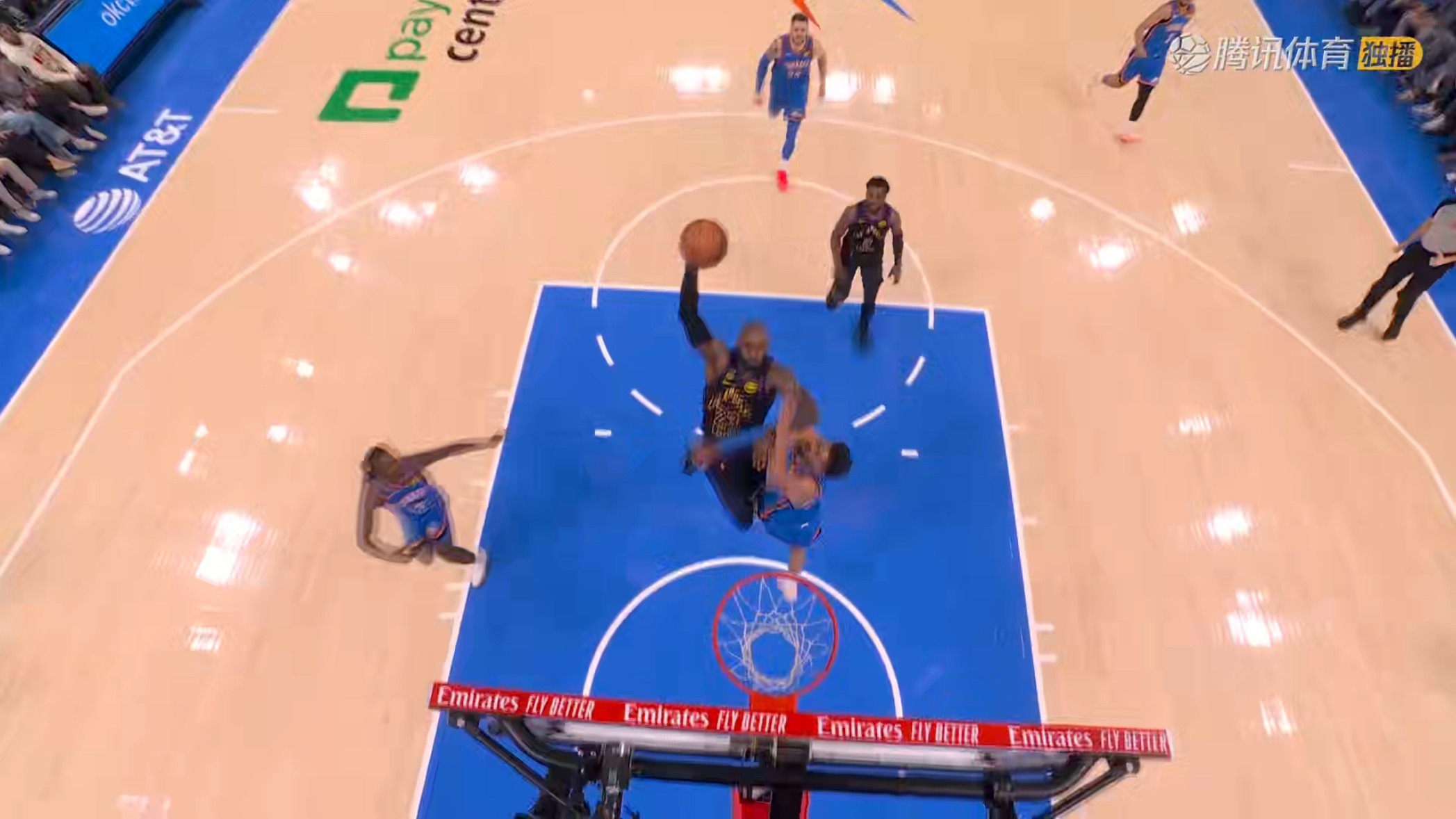 这是41岁的老同志该有的样子吗？？？湖人vs雷霆