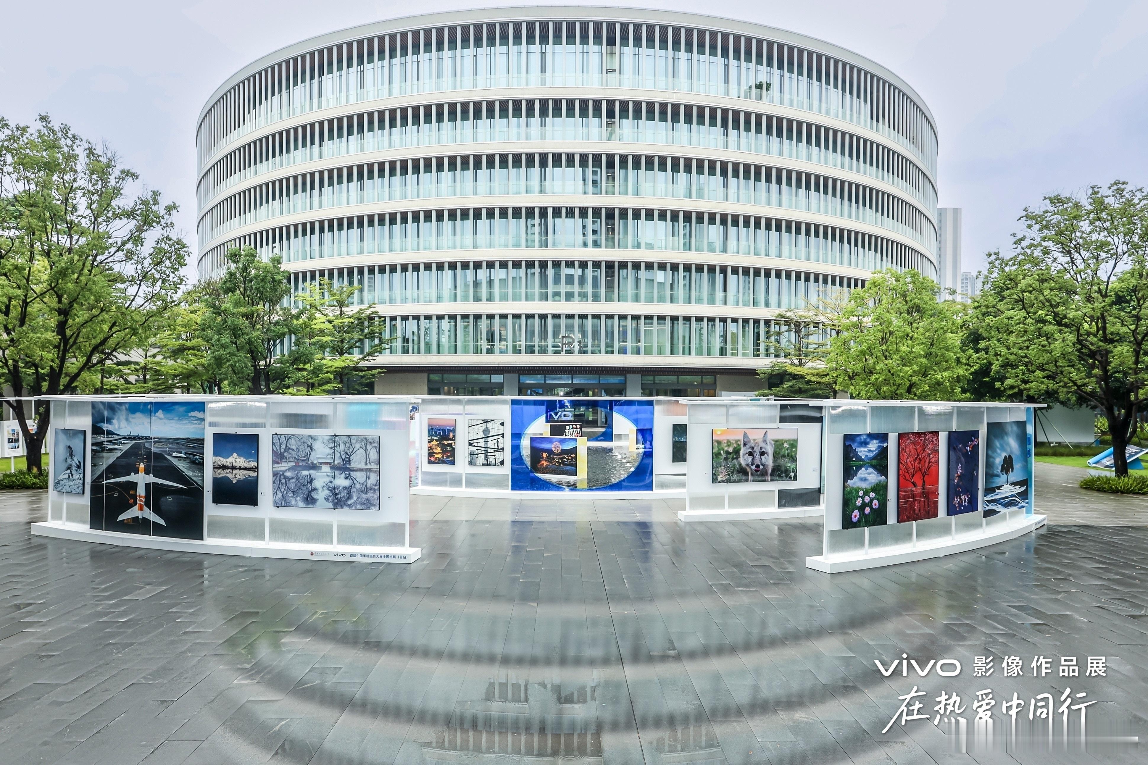 vivo[超话]vivo让热爱有迹可循 回头一看，vivo居然已经走过30年了。