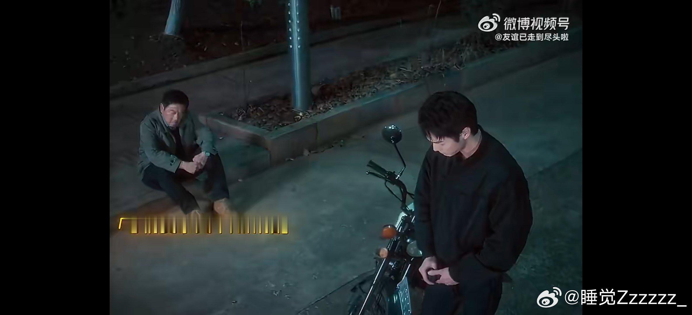 许凯演技身负使命身不由己，一边是任务一边是至亲，许凯细腻的演绎，看得人瞬间红了眼