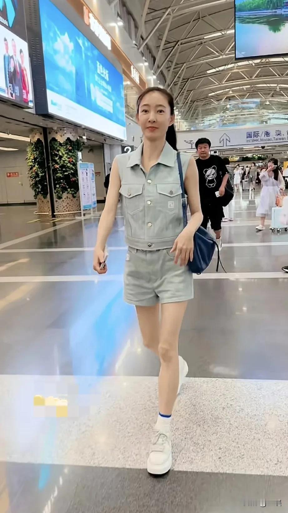 王丽坤