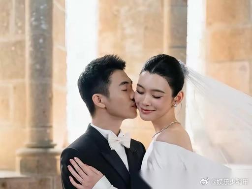 老话说，女人这辈子， 不可能同时拥有父运、夫运和子运。 曾经看梁洛施，真的信了这