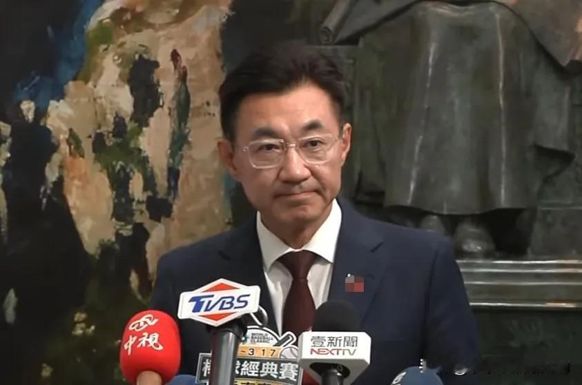 不出所料！国民党协调台中市长人选无果，江启臣大为不满，说党中央努力不够。

他这