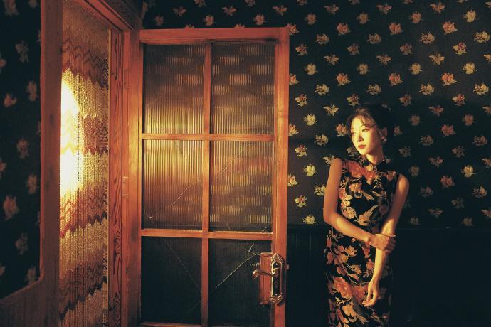 王格格余茵一个敢读一个敢演 同款内容换别人是羞耻名场面，到王格格余茵这直接是专业