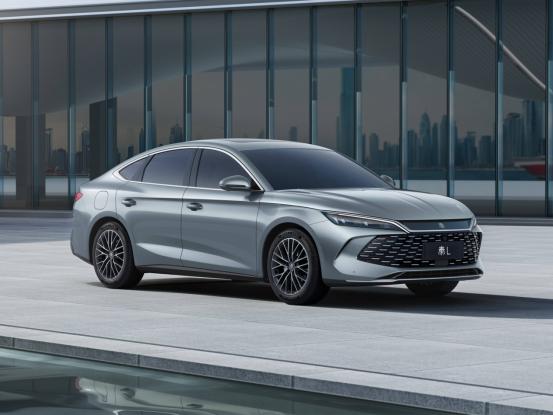 2024款DM-i 80KM超越型，提车刚半年，厂家就推出秦L智驾版，不仅增加了