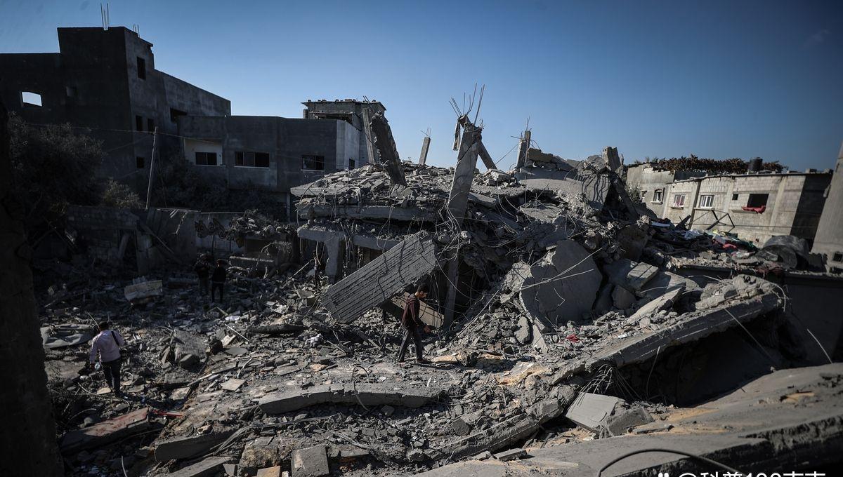 导弹专挑“PRESS”炸，以色列这次是真飘了，连俄罗斯记者的镜头都敢砸。普京的指