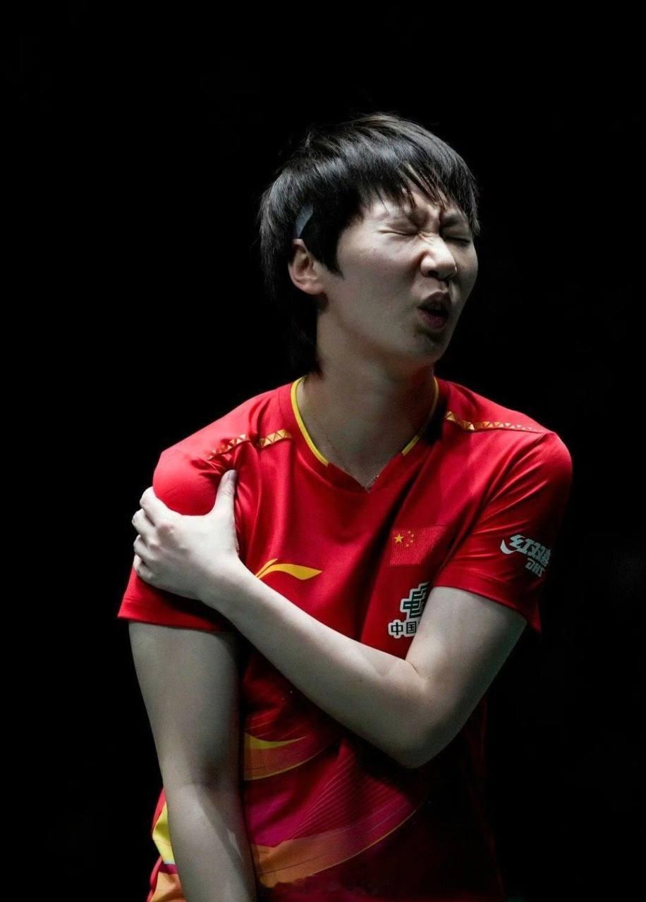 唯有坚持，不负赛场在2025年成都混合团体世界杯的赛场上，当王曼昱以3-0的比分