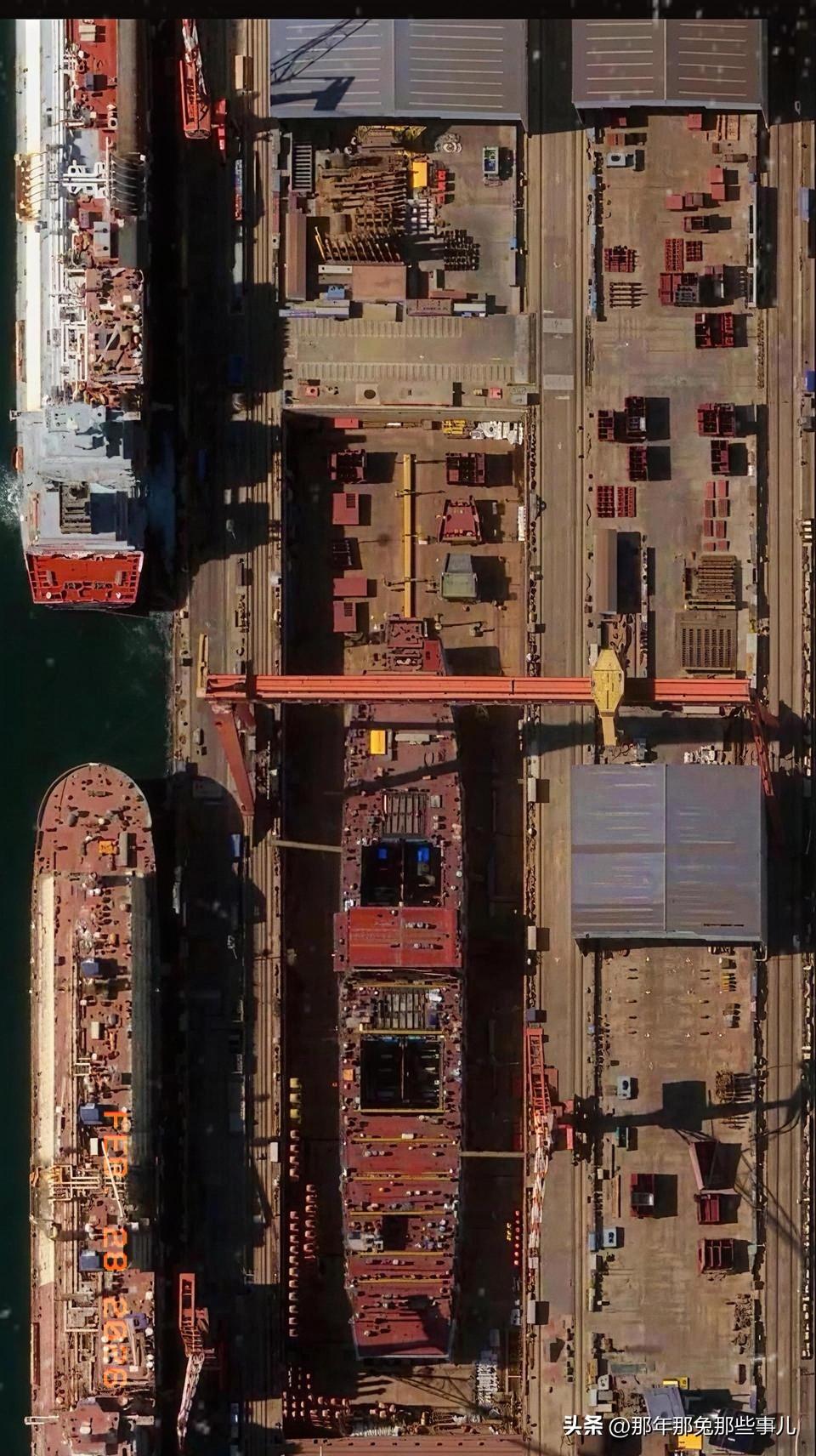 28号最新进度

舰尾模块已完成吊装，整体施工正按节奏推进，不过舰首工程尚未收尾