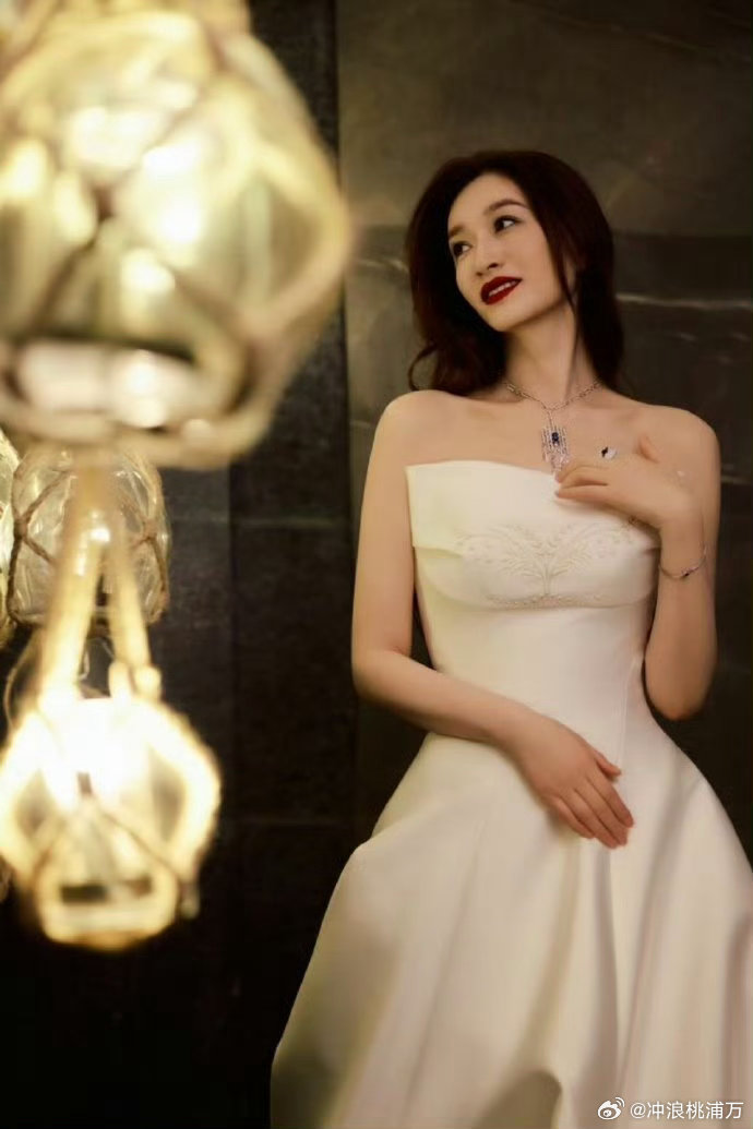 李小冉问浪姐会恶剪吗李小冉：“这辈子都不会去浪姐”“你们会恶剪吗”“做噩梦醒了一