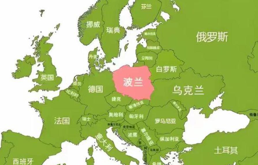 一位波兰博主直接开怼，公开点名部分中国网友玩历史梗玩得太离谱。

9月20号，这