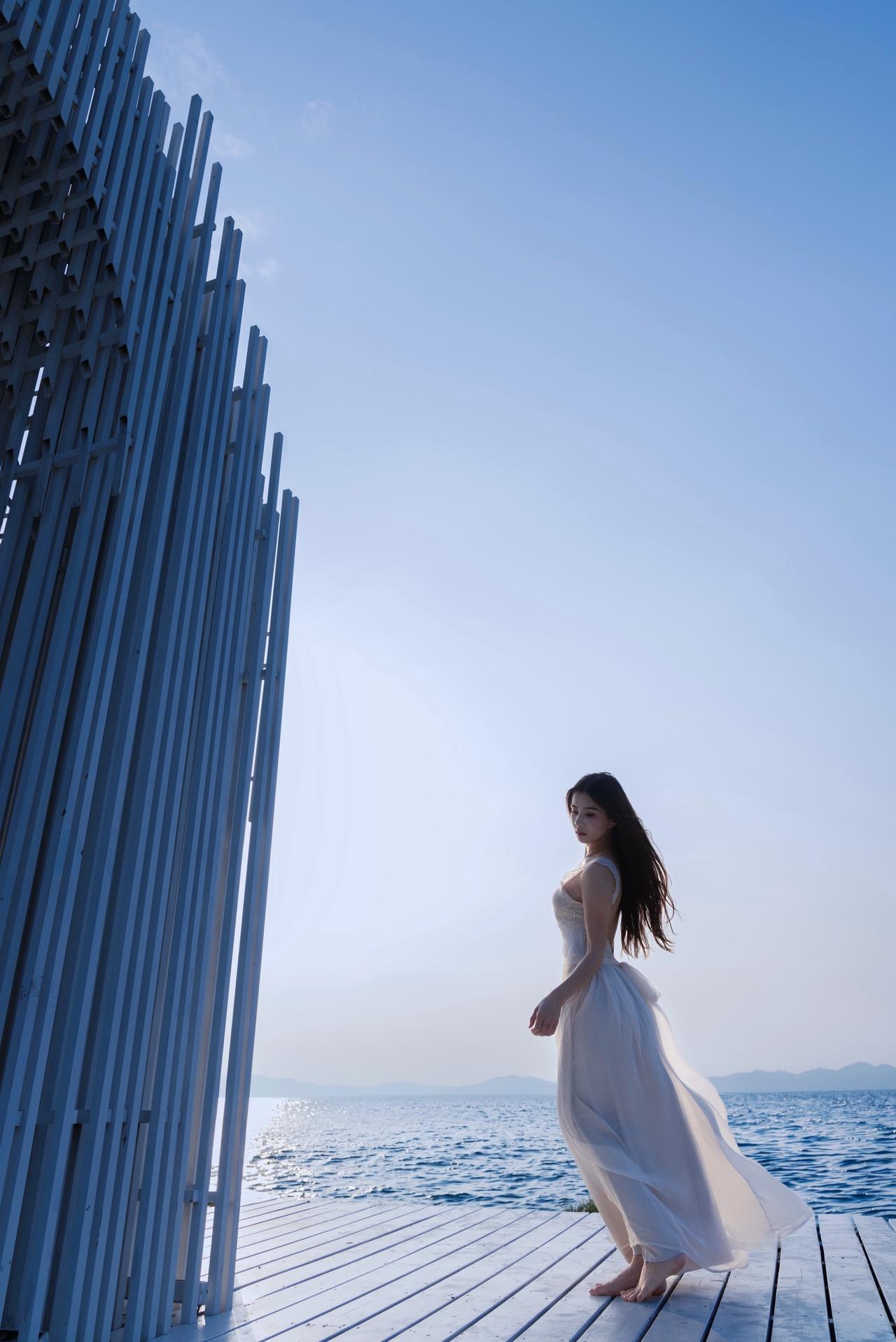 教堂 阿那亚教堂 婚纱礼服 海边飘逸长裙 独属阿那亚的流金时刻