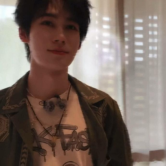 张真源密逃vlog密室大逃脱 又怂又爱玩说的就是张真源本人没错了 