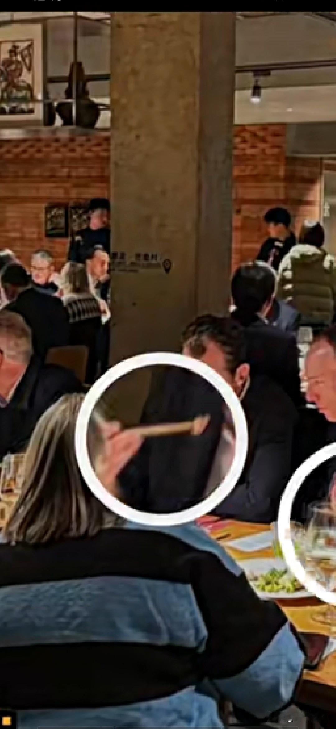 英国首相，用实际行动，诠释了一句中国古话!
英国首相斯塔默一行，刚到北京，就急匆