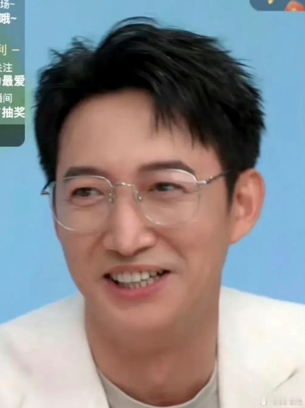 本来很多人不知道王阳是谁，多亏了王一博的粉丝们 直接给他送上了一波免费的流量和热