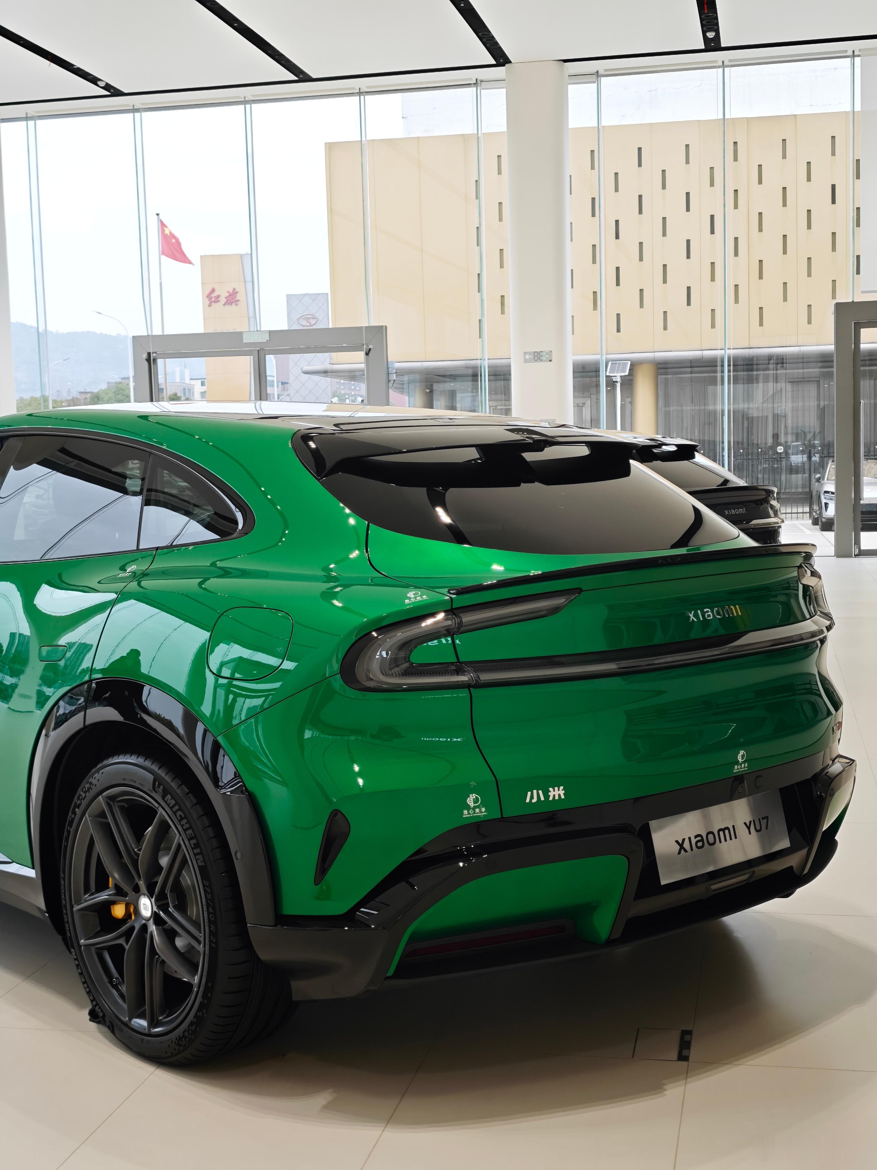 该说不说最近小米含量太高以至于绿色都给我看顺眼了 