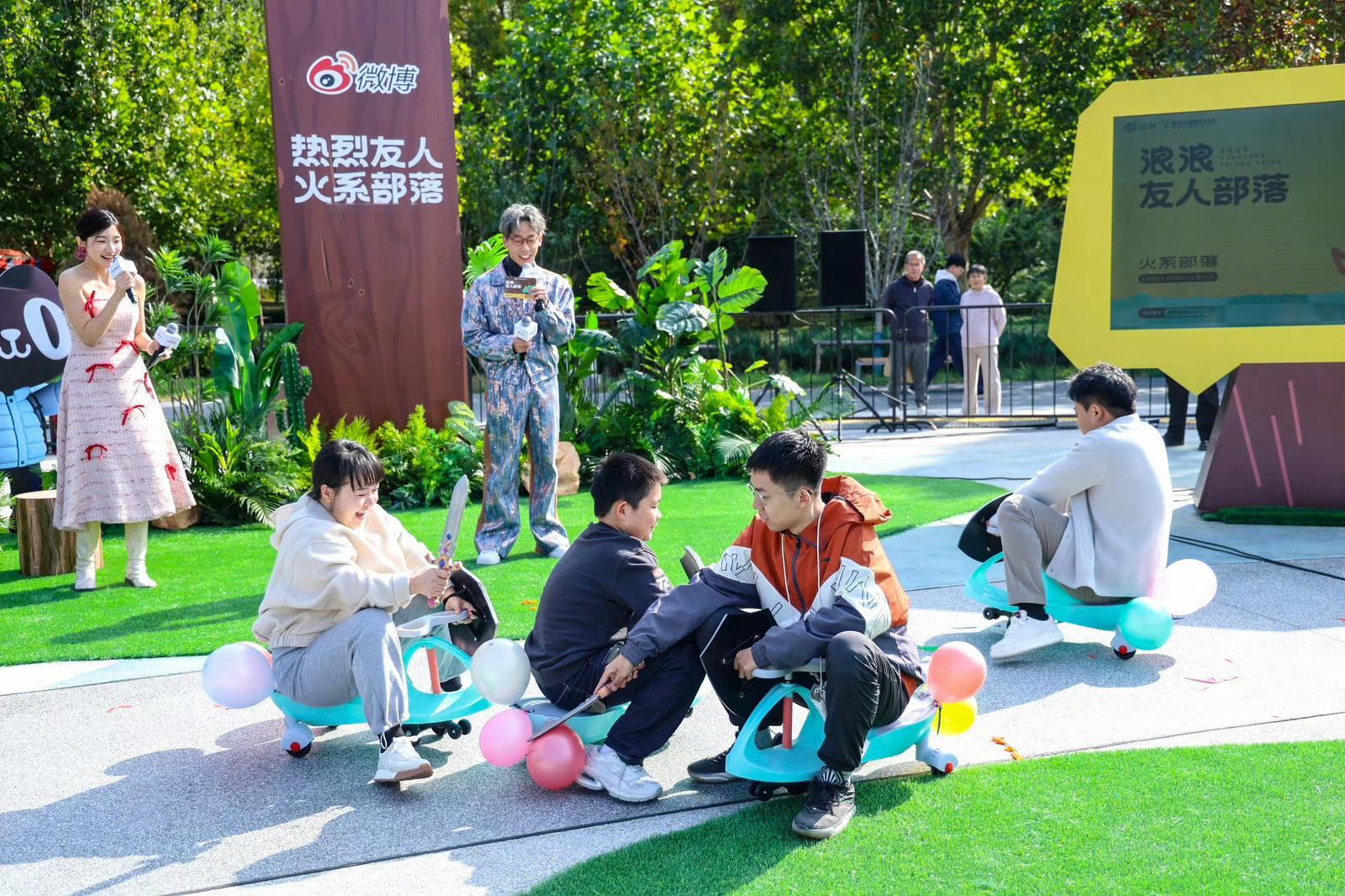 大圣和大拿分享坑娃趣事大圣和大拿见面会也太好玩了吧！[拜托]平衡带娃与创作的秘诀