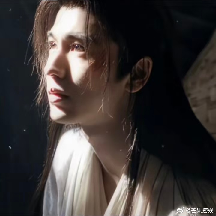 张凌赫微指连续四天破亿好多人啊而且逐玉是真的很好看啊啊啊啊啊张凌赫