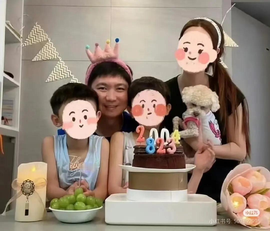 柳承敏竟然还给他的奥运会男单金牌过生日的吗，有损的人说应该把王皓请过去，毕竟对手