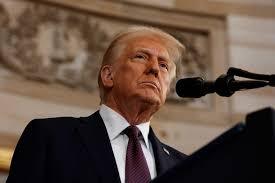 据美联社报道，美国总统唐纳德·特朗普刚放话，说自己正盯着伊朗递来的一份“停战新提