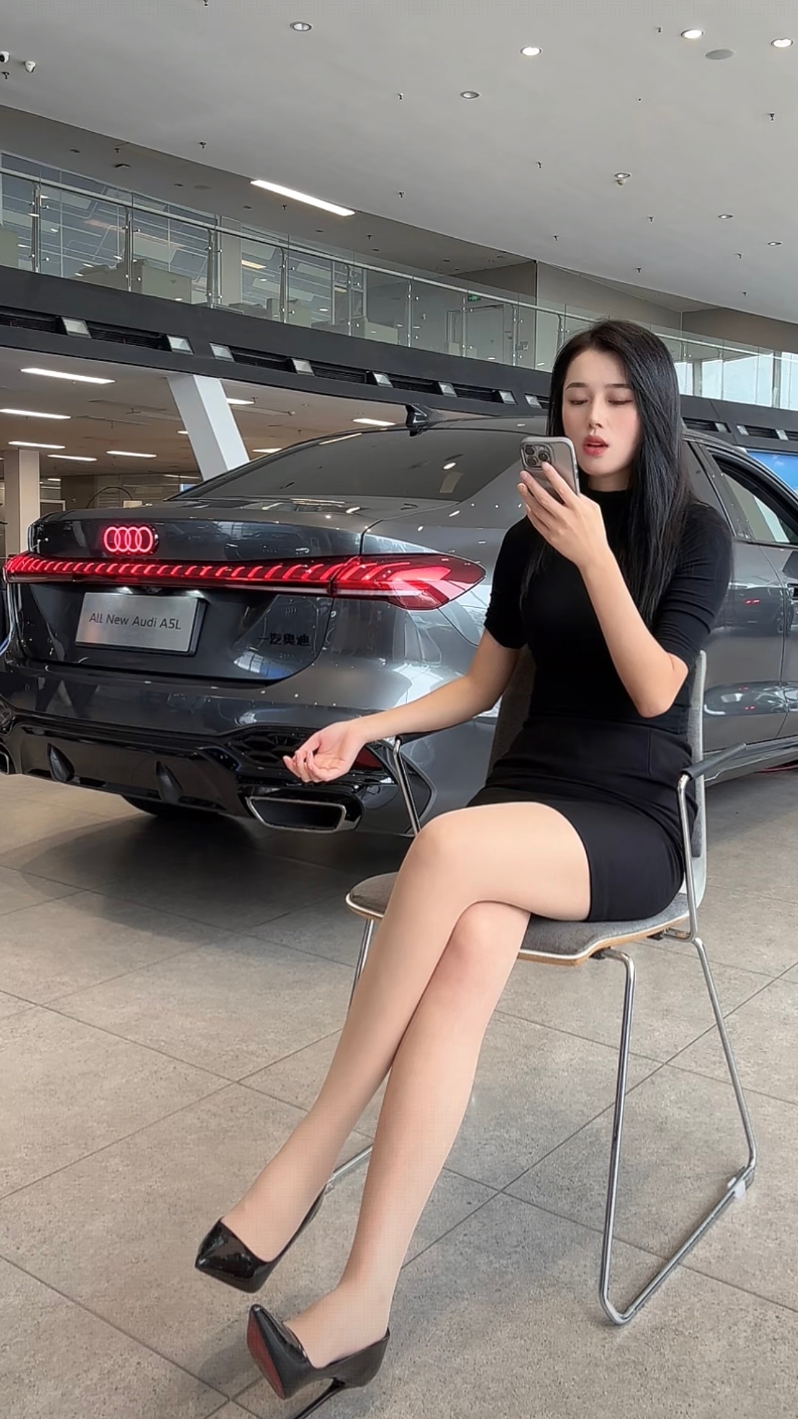 奥迪A5L前后车标都会发光[doge] ​​​