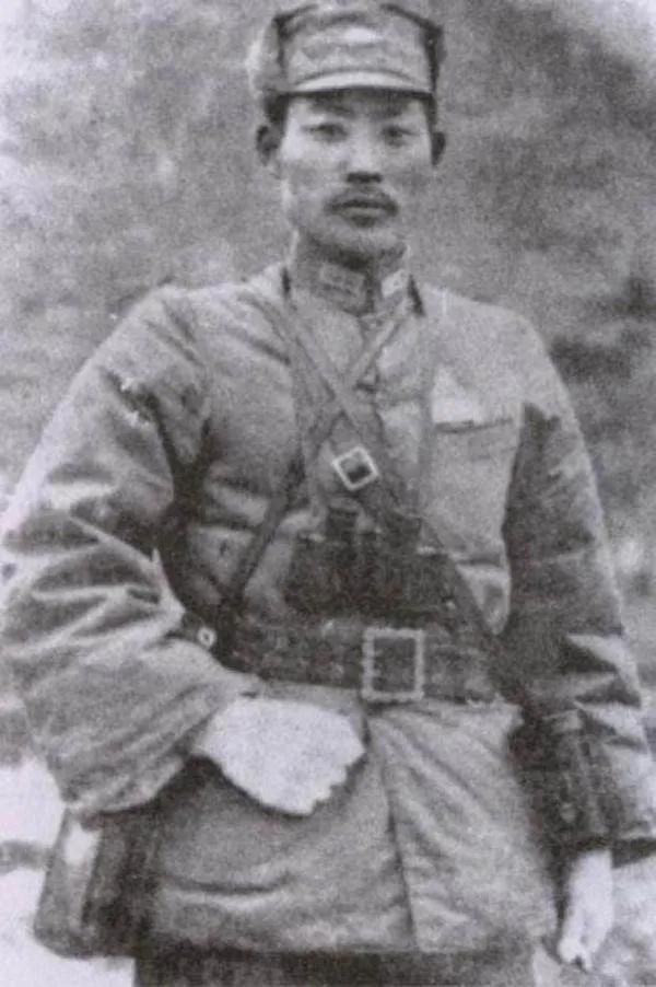一身褪色旧军装，三枚沉甸甸军功章，张可宗，国民革命军二十九军最后一名老兵，大刀队